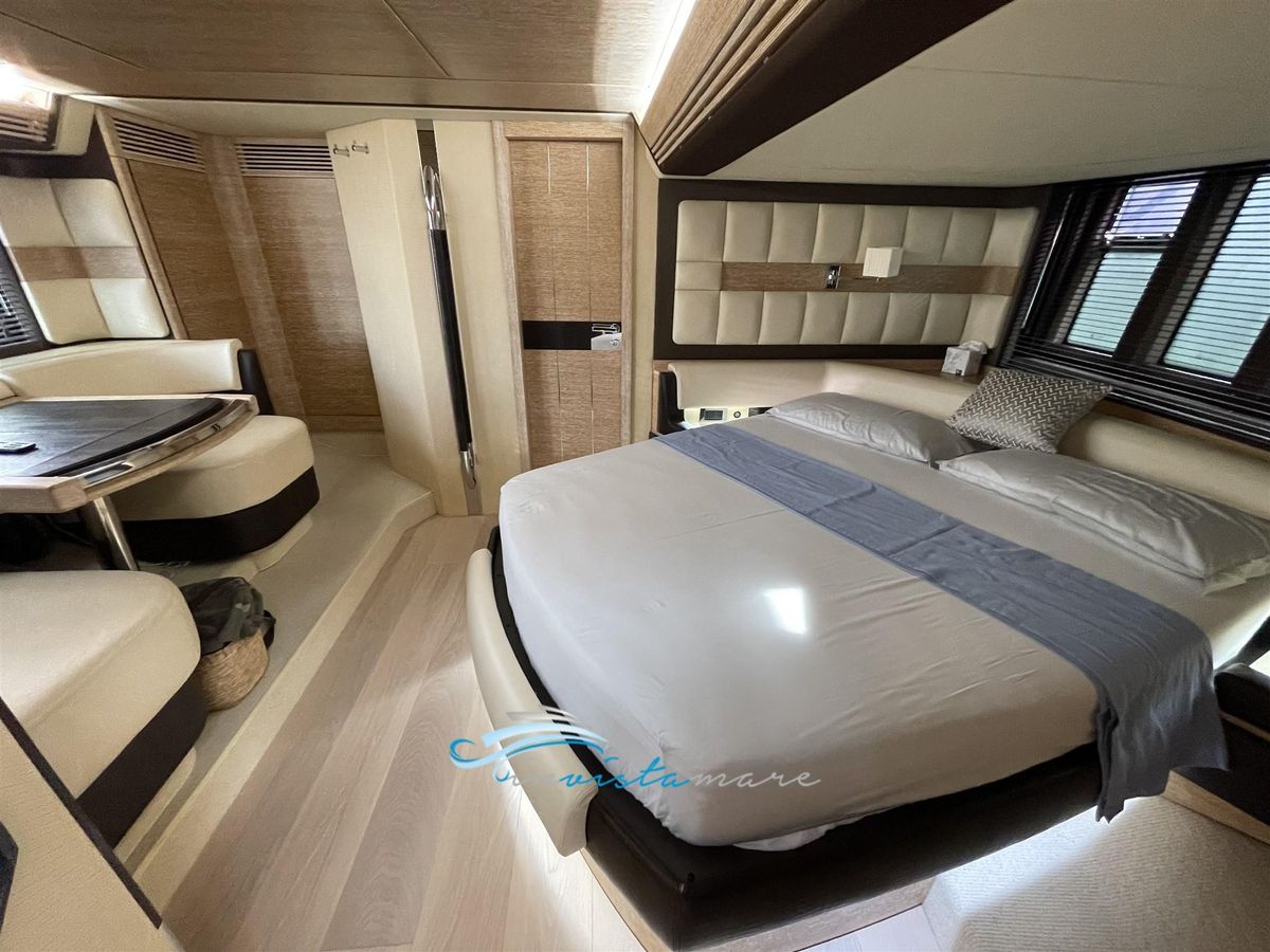 2013 Azimut 63 