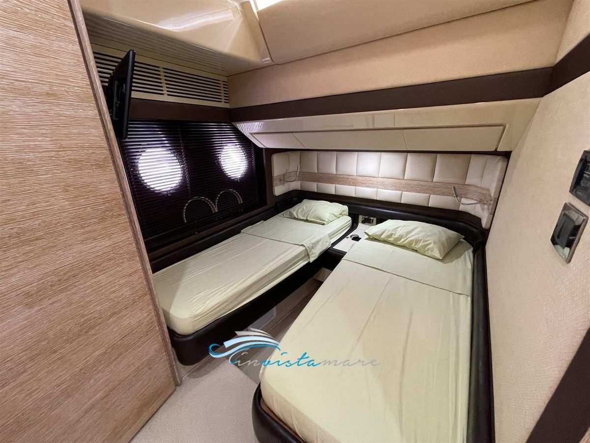 2013 Azimut 63 