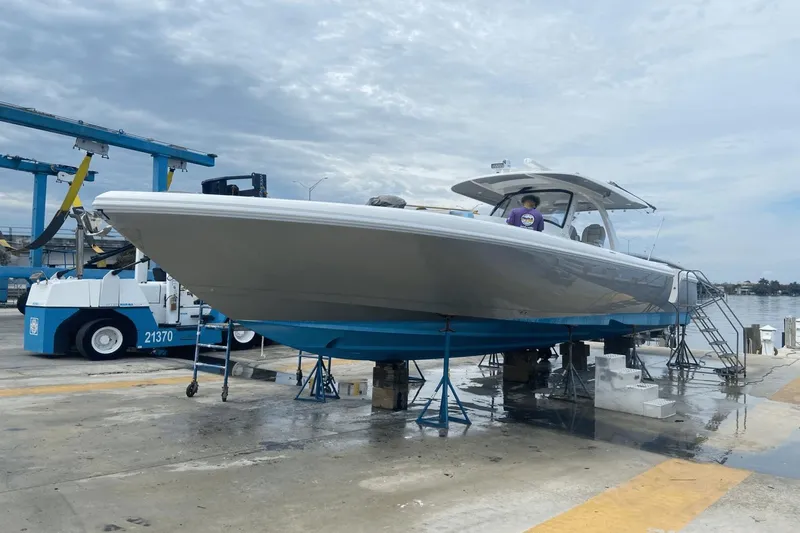 Swell Time Yacht Photos Pics 