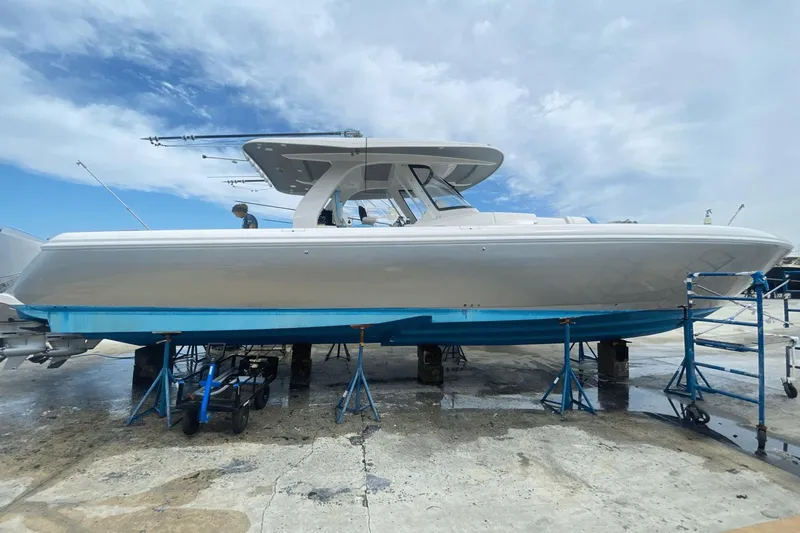 Swell Time Yacht Photos Pics 