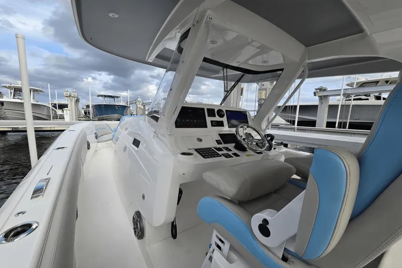 Swell Time Yacht Photos Pics 