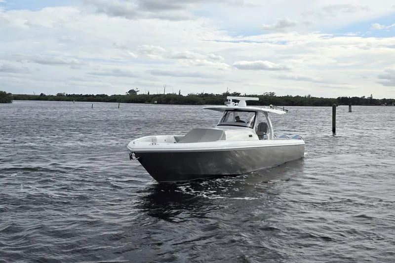 Swell Time Yacht Photos Pics 