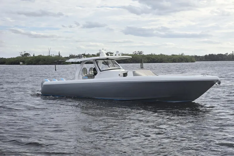 Swell Time Yacht Photos Pics 