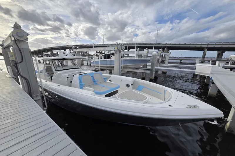 Swell Time Yacht Photos Pics 