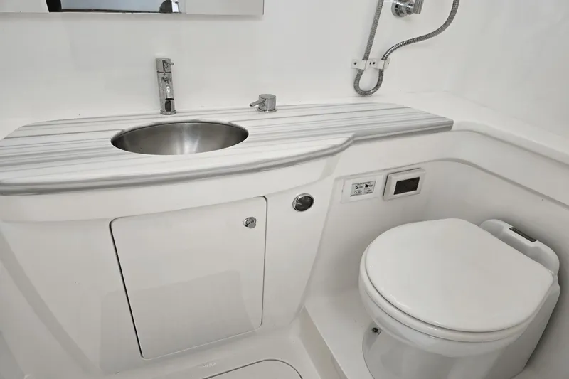 Swell Time Yacht Photos Pics 