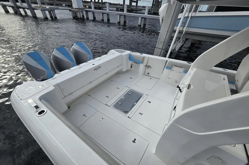 Swell Time Yacht Photos Pics 