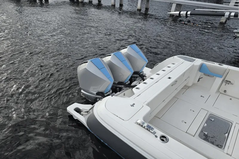 Swell Time Yacht Photos Pics 