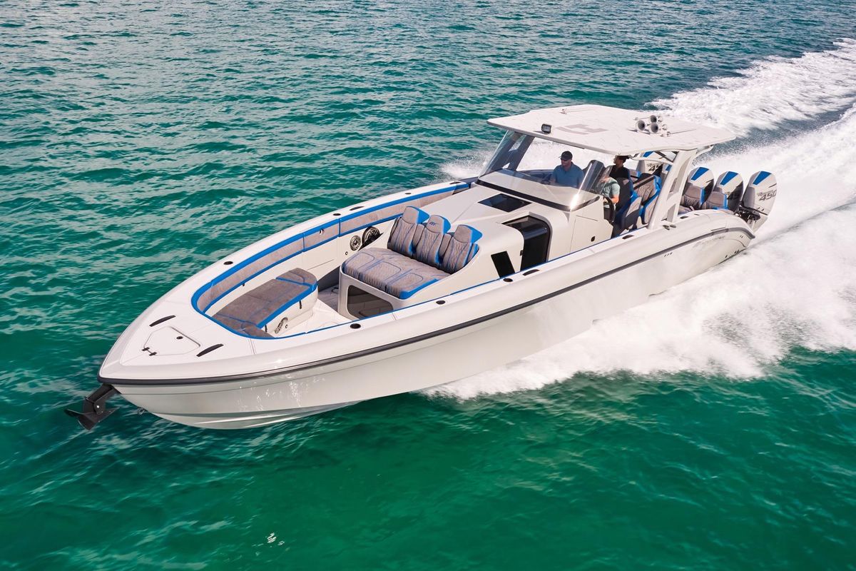 2023 Midnight Express 43 