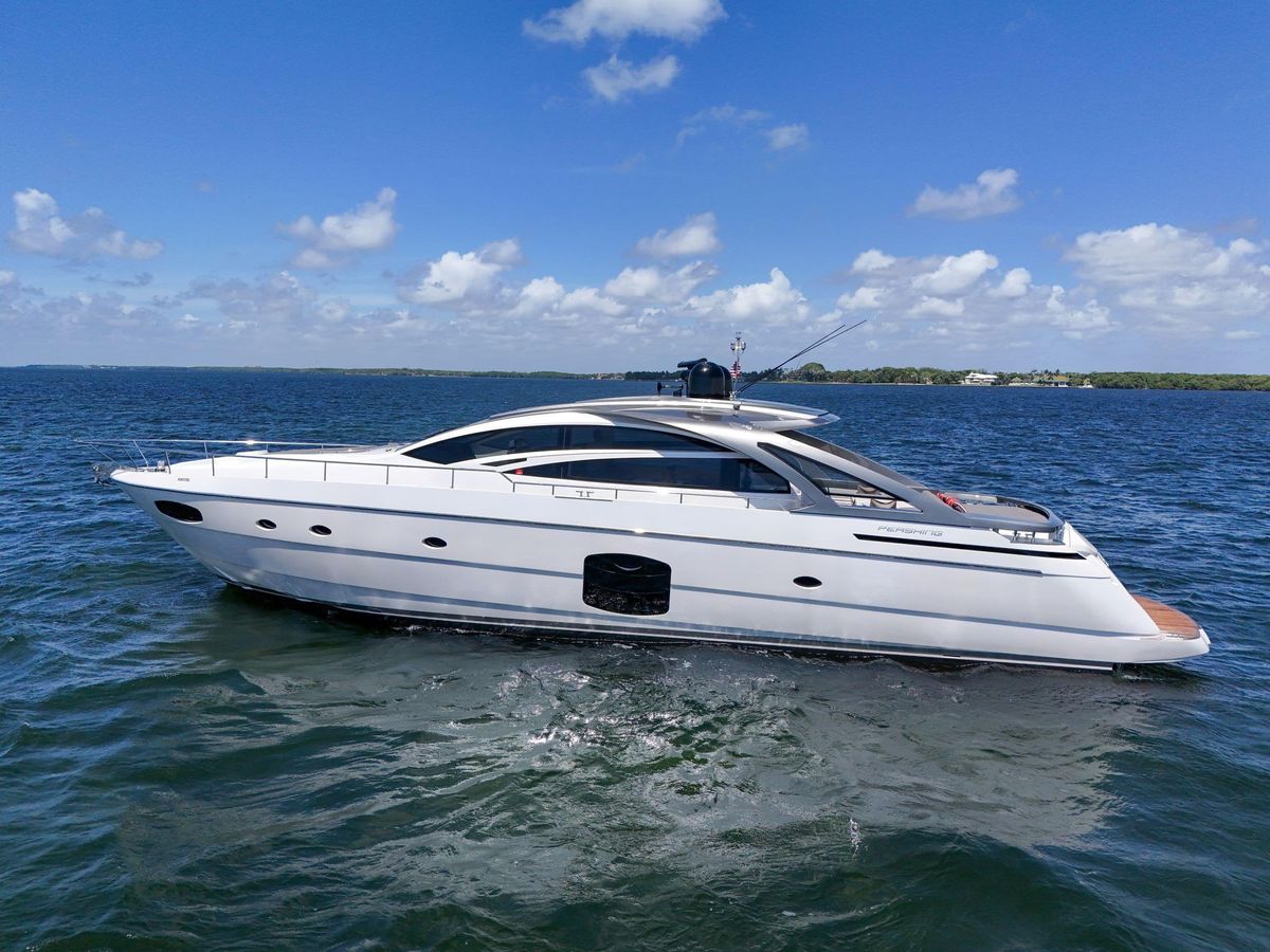 2016 Pershing 70 