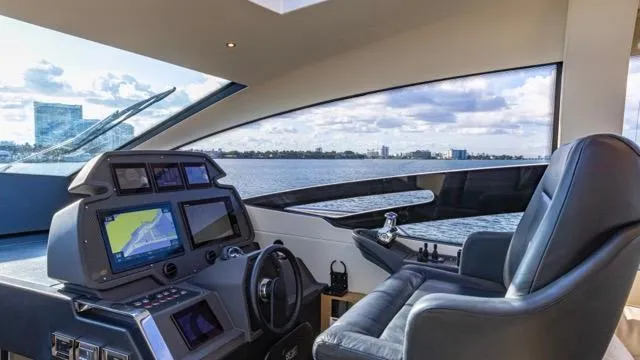 Pershing 70 White Yacht Photos Pics 