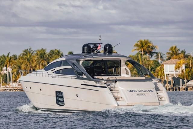 2016 Pershing 70 
