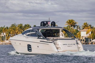 Yacht