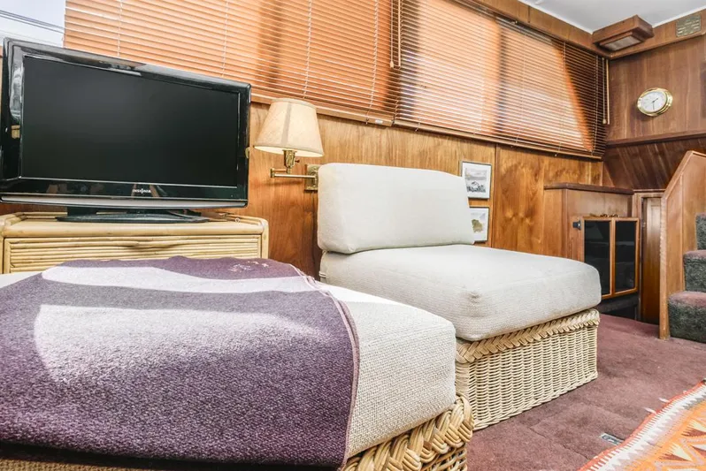 Paloma Yacht Photos Pics 