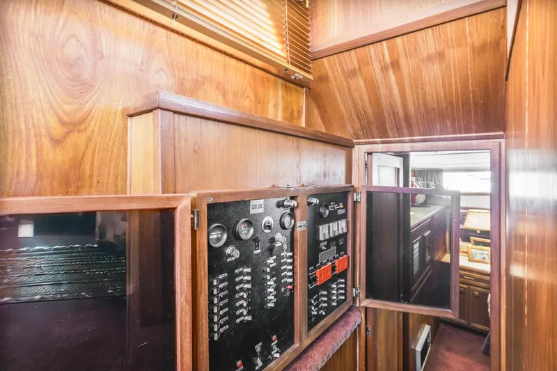 Paloma Yacht Photos Pics 