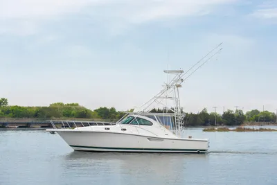 Pursuit 3800 Express