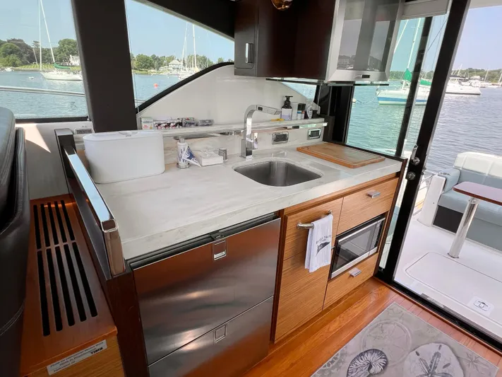 Silver Lining, Name Reserved Yacht Photos Pics 