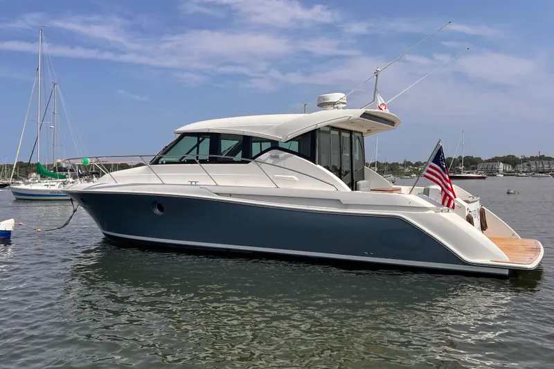 Silver Lining, Name Reserved Yacht Photos Pics 