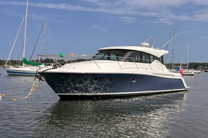 Silver Lining, Name Reserved Yacht Photos Pics 