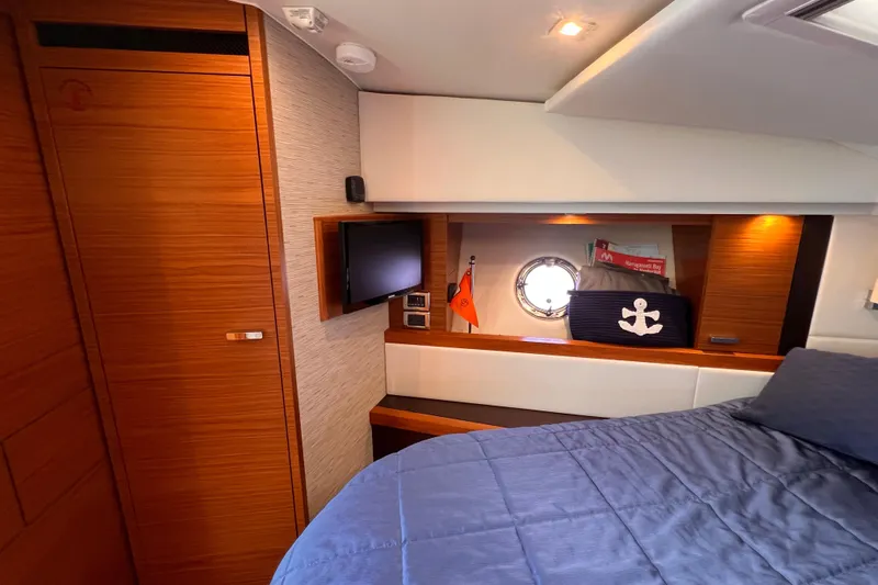 Silver Lining, Name Reserved Yacht Photos Pics 