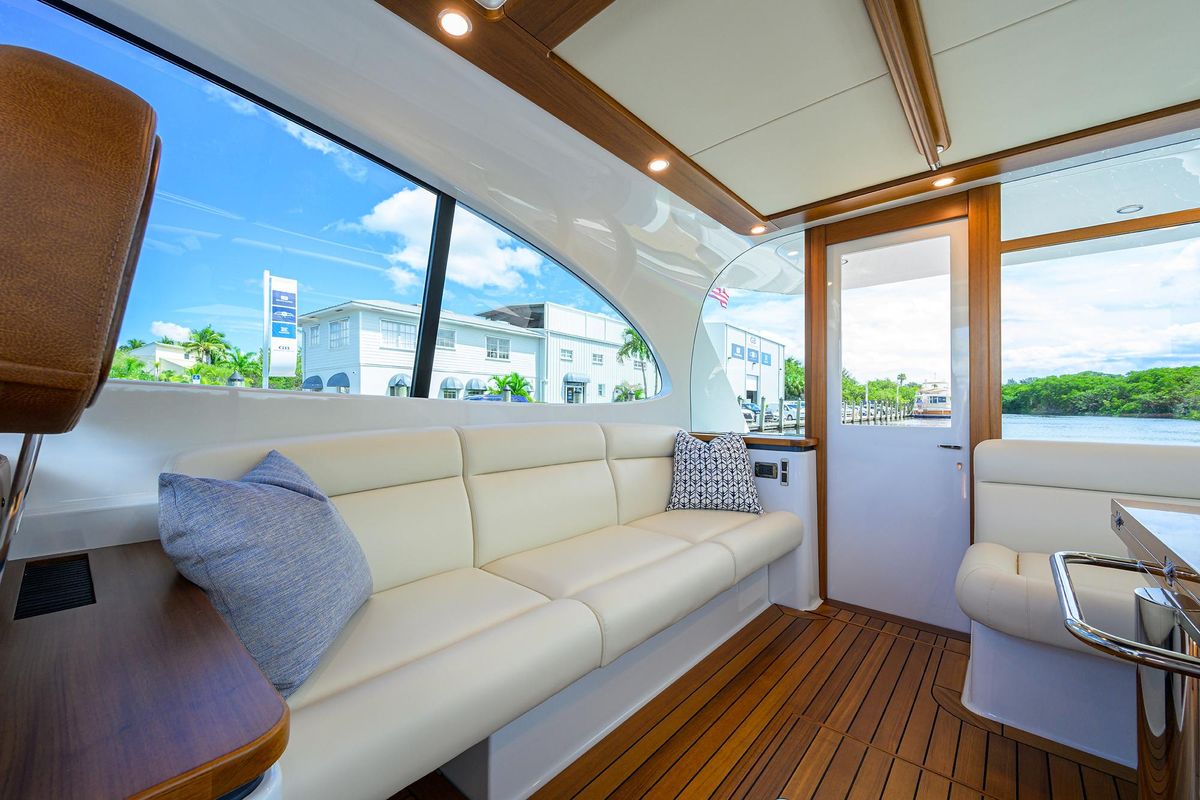 2024 Palm Beach Motor Yachts 50 