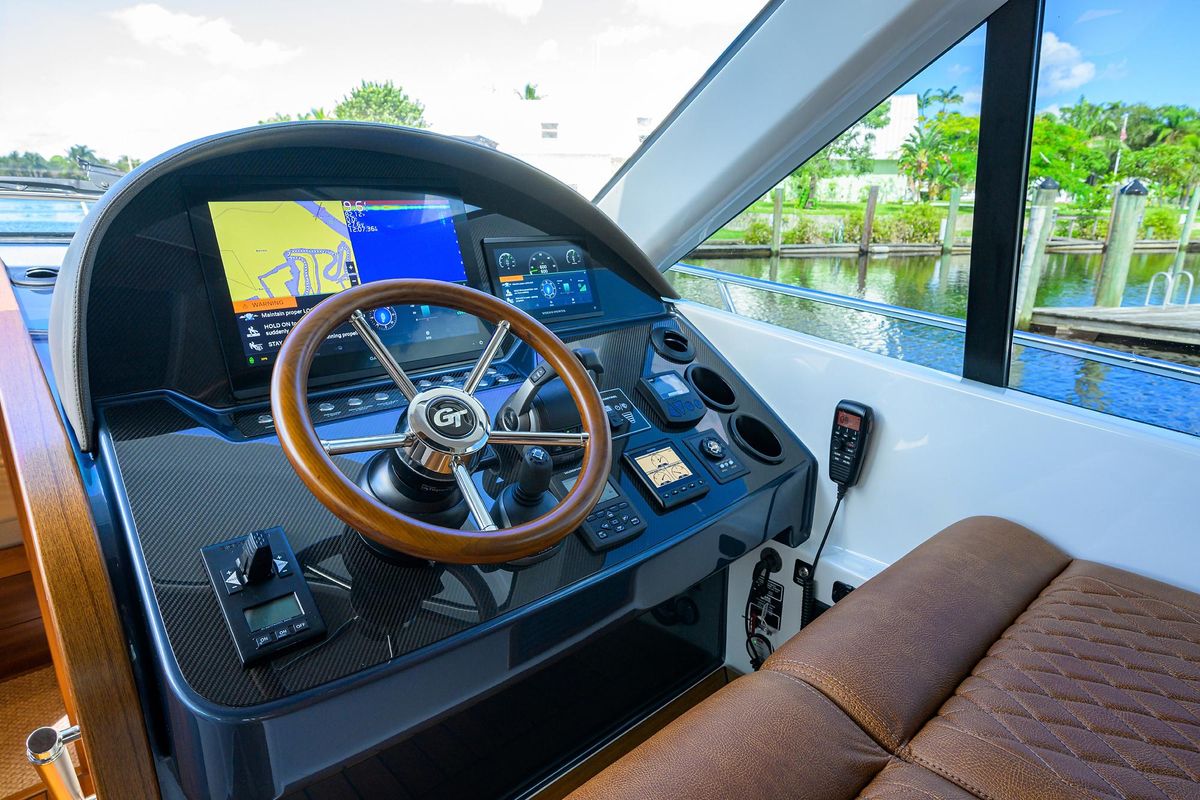 2024 Palm Beach Motor Yachts 50 