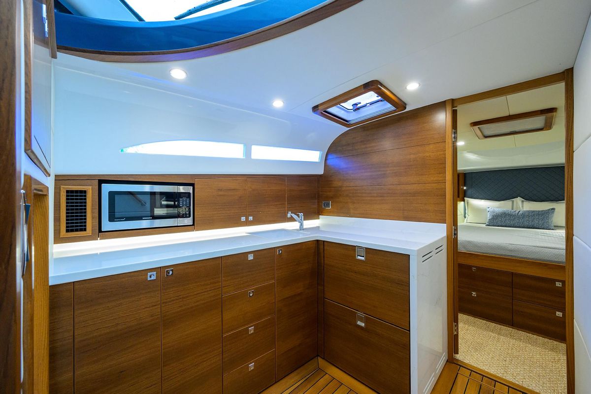 2024 Palm Beach Motor Yachts 50 