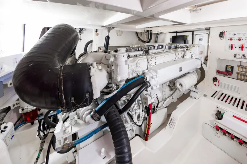 Salt Shaker Yacht Photos Pics 