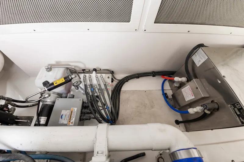 Salt Shaker Yacht Photos Pics 