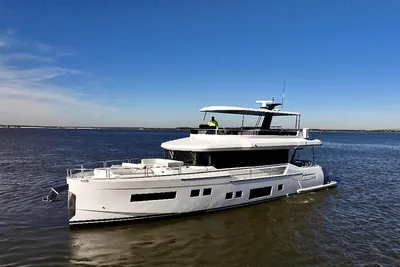 Sirena 68