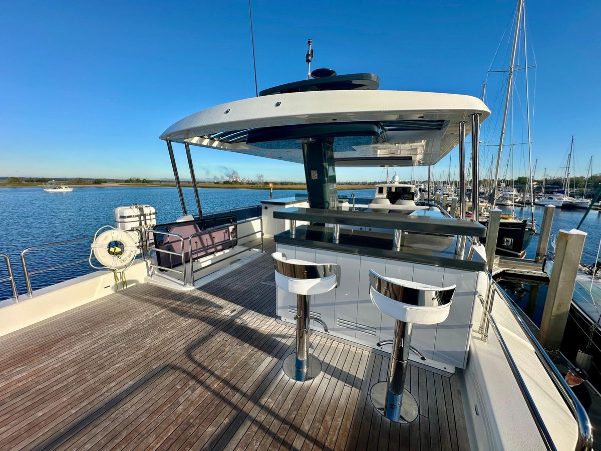 2024 Sirena 68 