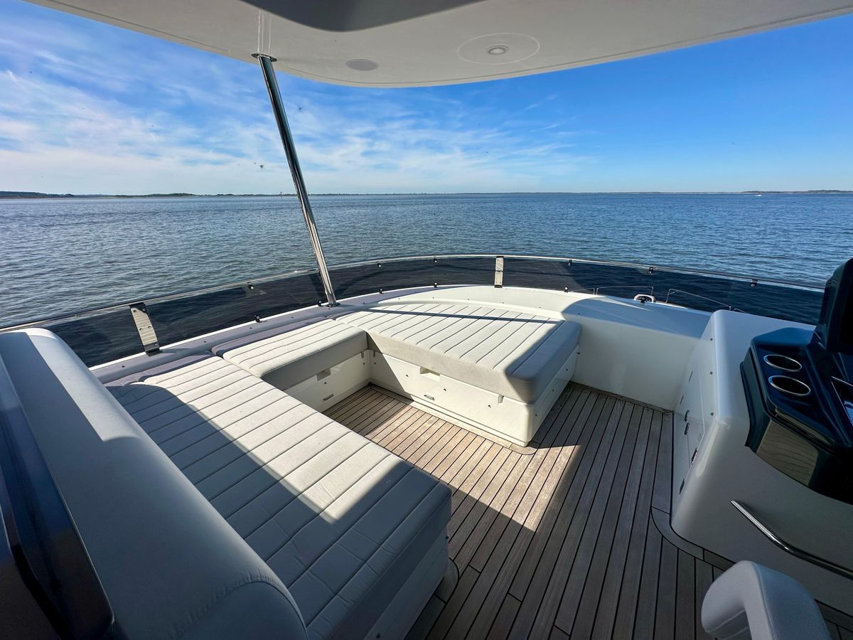 2024 Sirena 68 