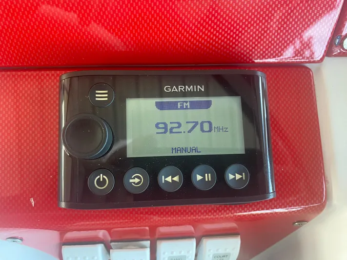 Yacht Photos Pics Garmin radio display on 2006 Formula 353 FASTech, tuned to 92.70 MHz FM.