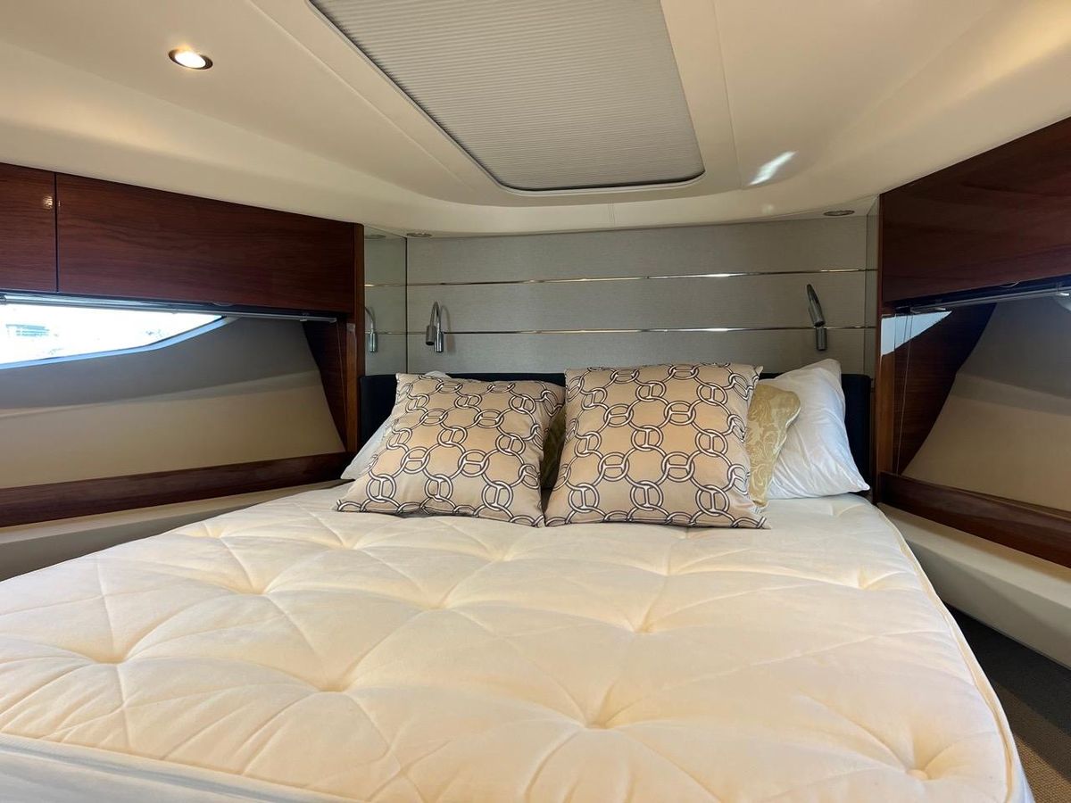 2017 Princess 42 
