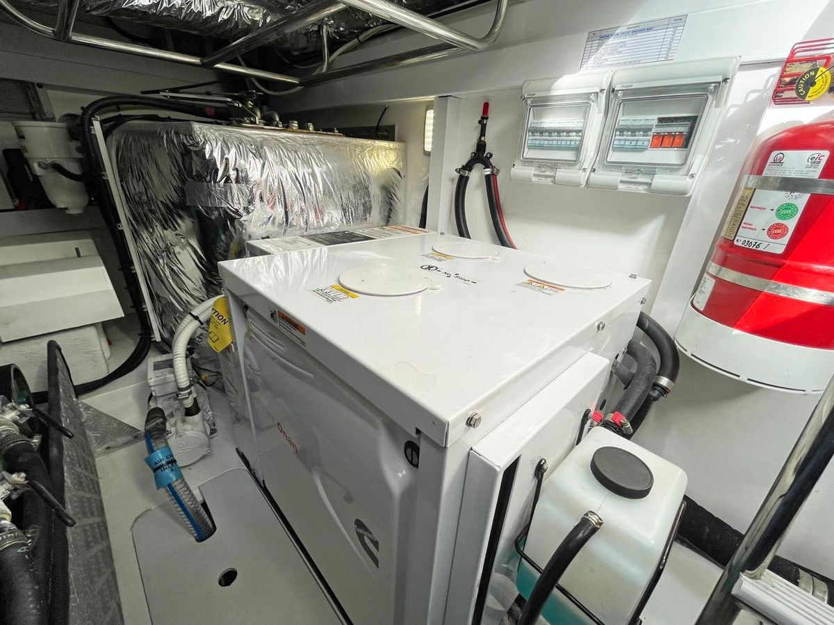 2017 Princess 42 