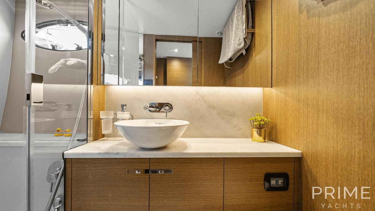 2019 Princess 51 