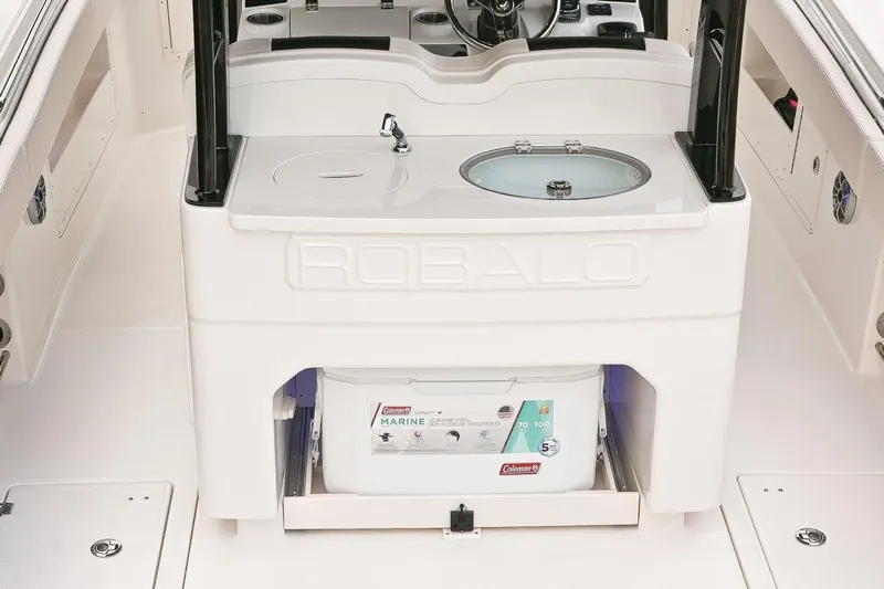  Yacht Photos Pics Manufacturer Provided Image