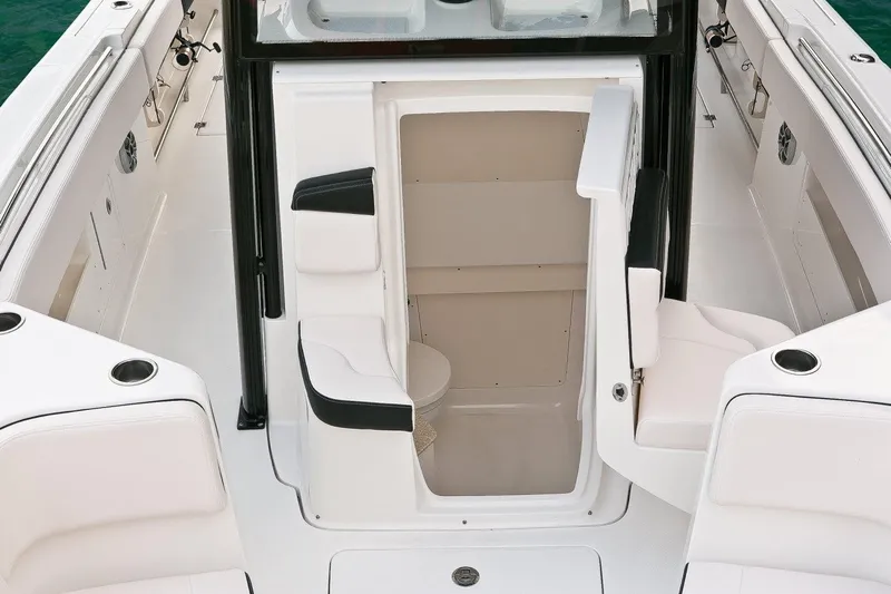  Yacht Photos Pics Manufacturer Provided Image