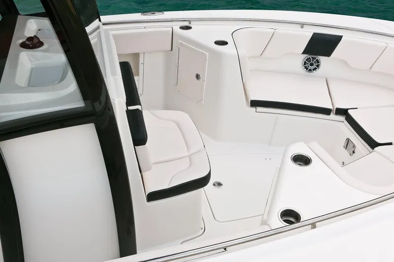  Yacht Photos Pics Manufacturer Provided Image