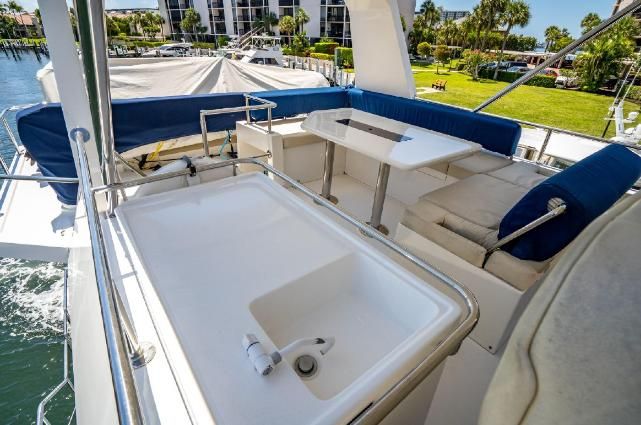 2012 Island Pilot 535 Crossover