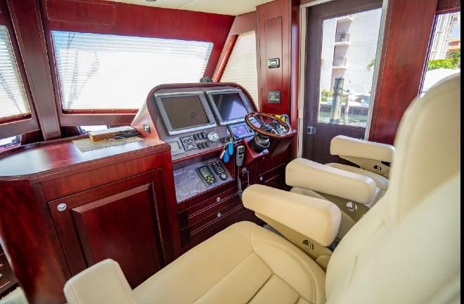 2012 Island Pilot 535 Crossover