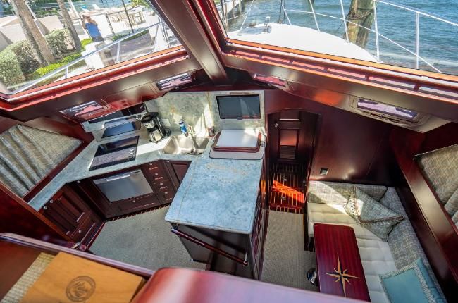 2012 Island Pilot 535 Crossover