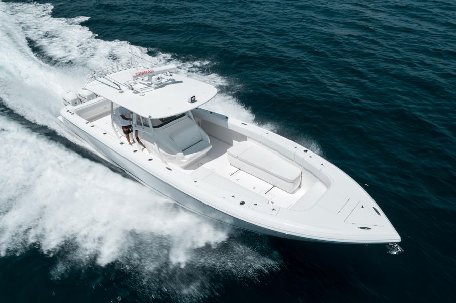 2012 Intrepid 400 Center Console