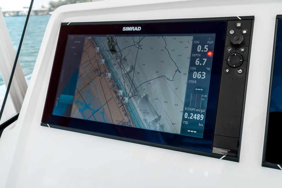 2012 Intrepid 400 Center Console