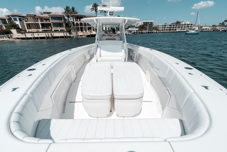 2012 Intrepid 400 Center Console