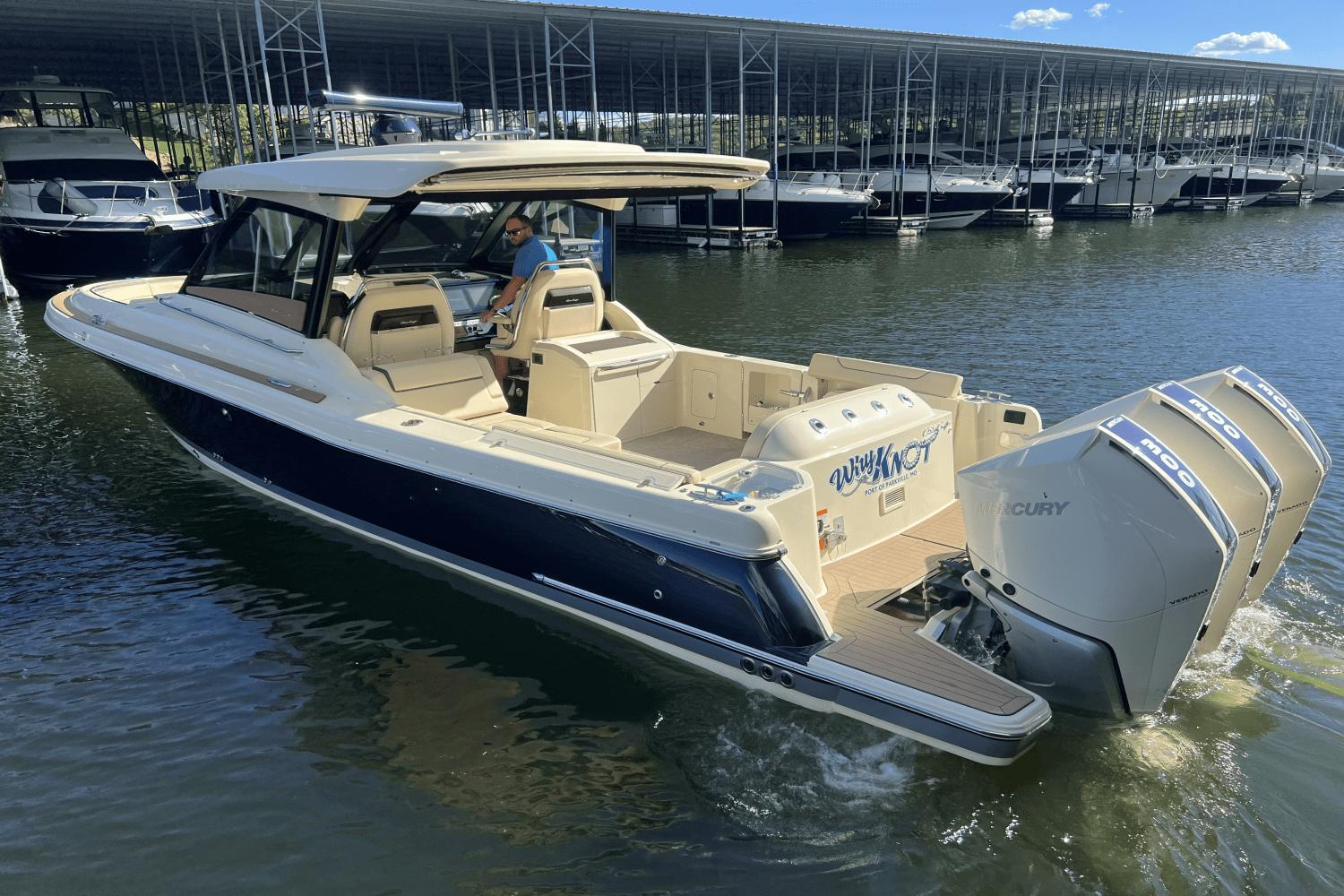 2015 Sea Ray 300 SLX Runabout for sale - YachtWorld