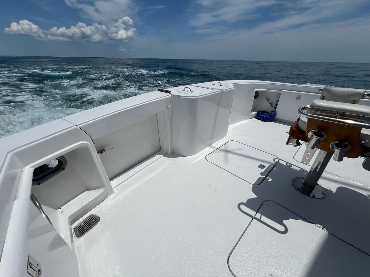 2001 Ocean 52 
