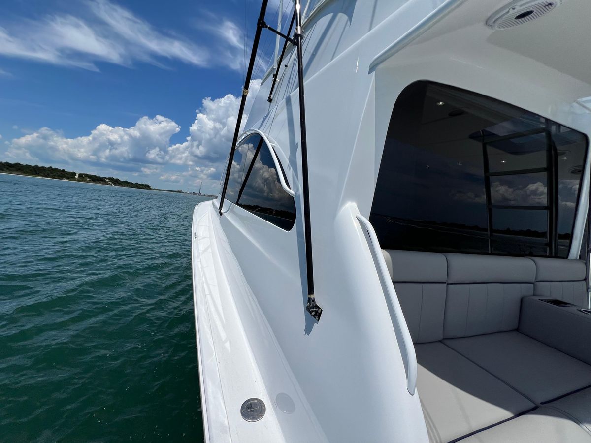 2001 Ocean 52 