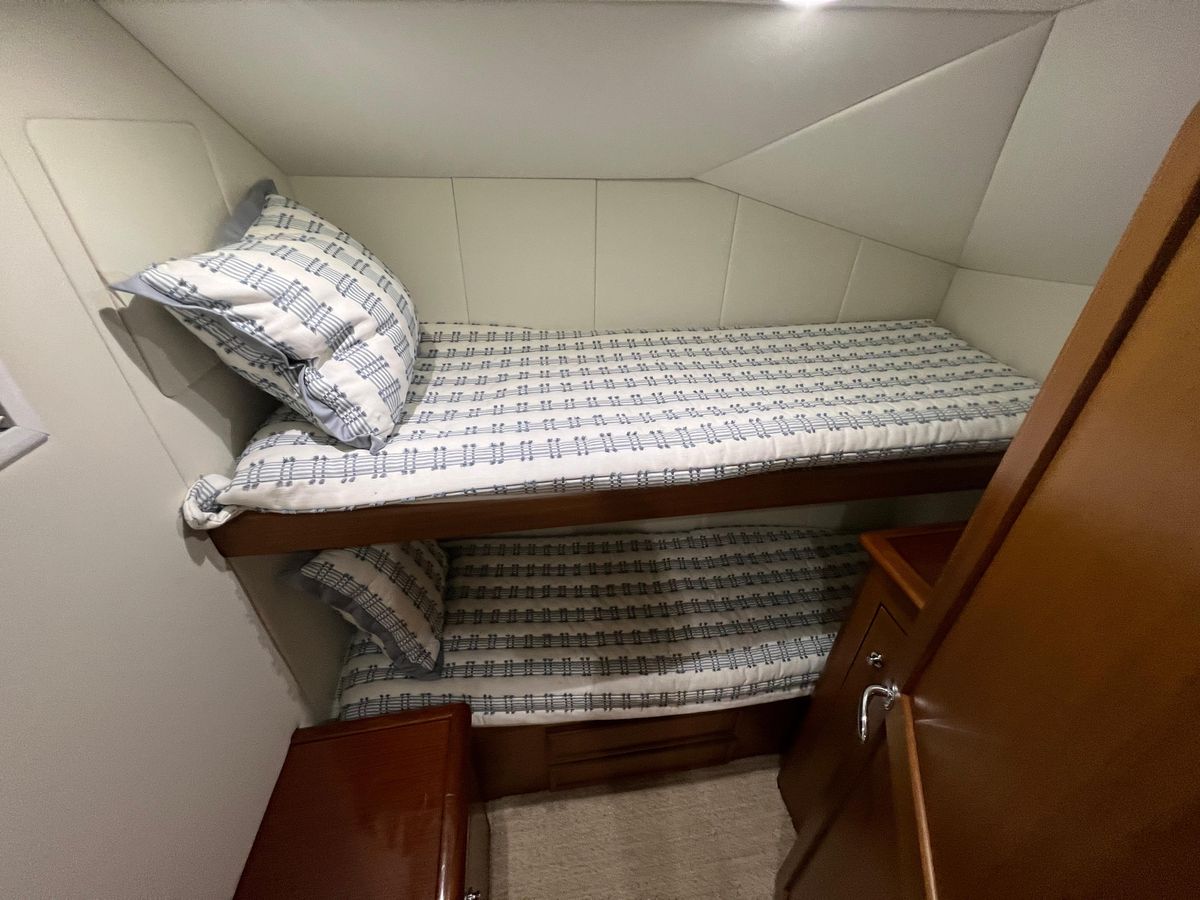 2001 Ocean 52 