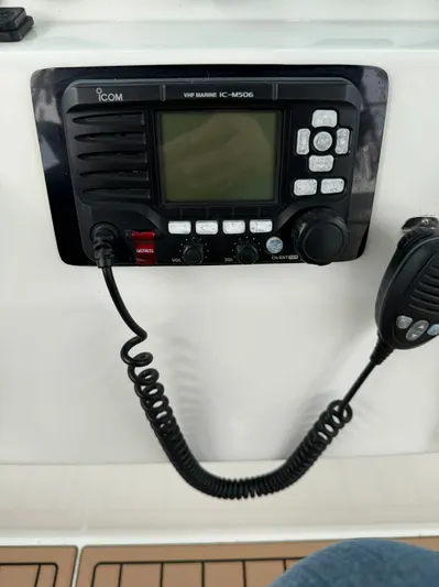 Side Chick Yacht Photos Pics ICOM VHF Marine IC-M506 radio on 2002 Rampage 38 Express.