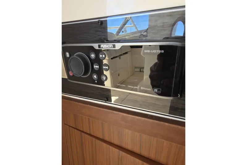 Well Done Yacht Photos Pics Stereo